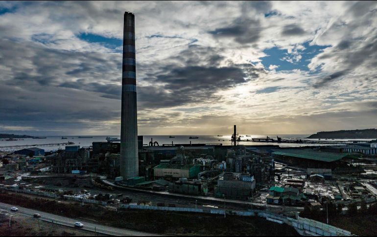 las localidades de Quintero y Puchuncaví se veían gravemente afectadas por la fundición Ventanas de Codelco. AFP/J. Torres