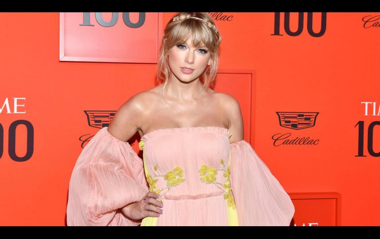 En medio del re-lanzamiento de sus álbumes viejos, Taylor Swift ha estrenado una canción nueva que escribió durante la pandemia. AP/ Charles Sykes