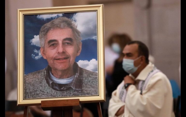 Joaquín Mora Salazar, uno de los jesuitas asesinados. El Universal