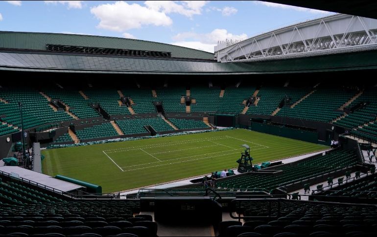 Dos semanas llenas de emoción, elegancia, esfuerzo y el mejor tenis del mundo en el All England Club, torneo enmarcado por el pasto bendito del deporte blanco. AP/A. Pezzali