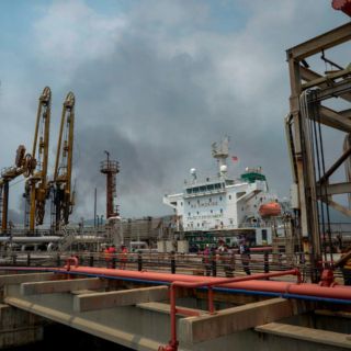 Francia pide dejar que Irán y Venezuela vuelvan al mercado del petróleo