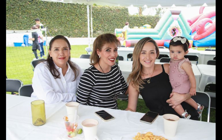 Ana Lilia McClelland, Amparo Salcedo, Angie Acosta y Silvana Cárdenas. GENTE BIEN JALISCO/Antonio Martínez