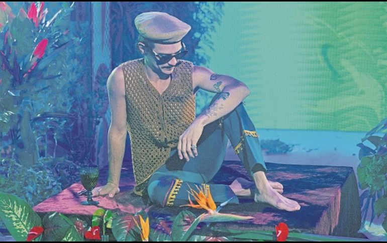 El Teatro Diana abrirá las puertas a los fans del cantante norteño el próximo 17 de noviembre. CORTESÍA