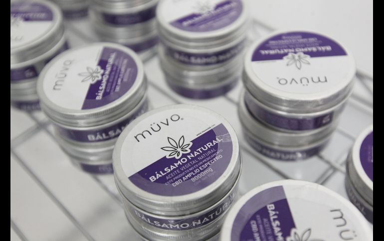 Müvo es el producto punta de lanza y que mayor aceptación ha tenido, se vende en diferentes presentaciones como gotero, bálsamo, suplemento o gomitas. EL INFORMADOR/ A. Camacho