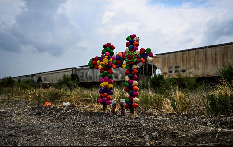 En el tráiler se encontraron 46 cadáveres y otras 16 personas fueron trasladadas a hospitales cercanos, pero cinco perdieron la vida. AFP / C. Khanna