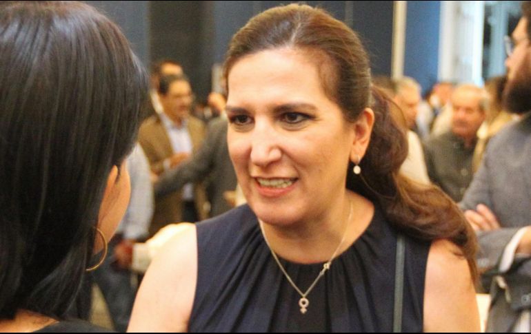 Kenia López destacó la apertura que mantiene el canal del Senado de la República para transmitir las 