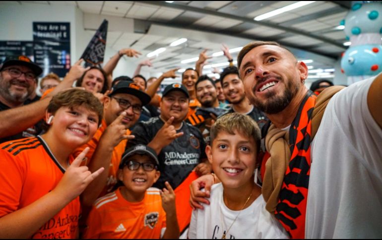 Héctor Herrera vivirá una nueva aventura en la que será el pilar del equipo de Houston. TWITTER/@HHerreramex