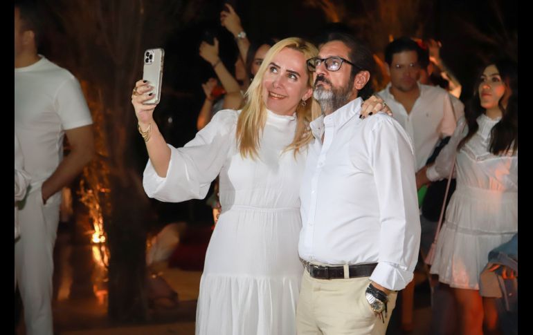 Yolanda Herrera y Alejandro Hernández. GENTE BIEN JALISCO/Antonio Martínez