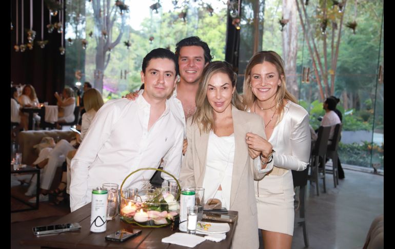Arturo Méndez, Santiago Jaume, Ana Habib y Karen von Bertrab. GENTE BIEN JALISCO/Antonio Martínez