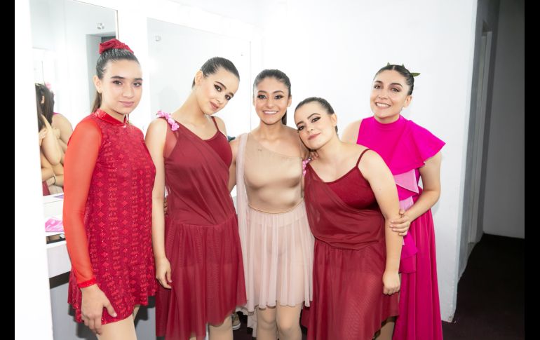 Paulina Verdín, Juliette Bayardo, Erika Martínez, Sophie Bayardo y Paola Cabral. GENTE BIEN JALISCO/Jorge Soltero