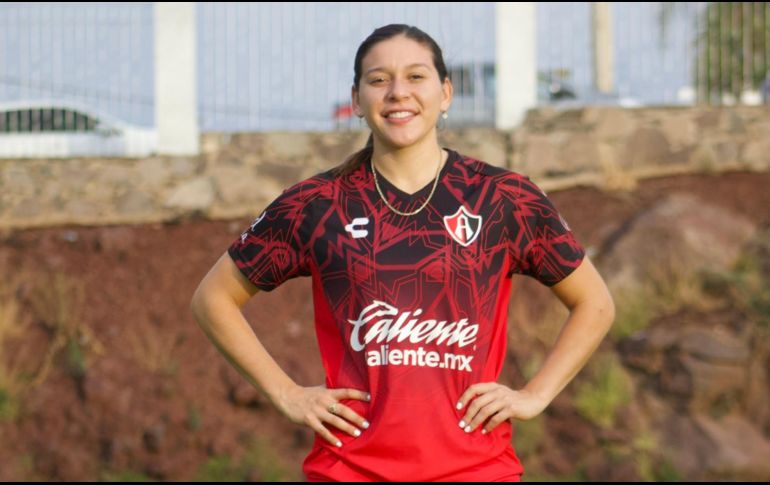 Atlas también dio de qué hablar en este mercado de verano, al contratar a varias jugadoras, entre las que destacan tres ex rojiblancas, como Norma Palafox, Tania Morales y Arlett Tovar. ESPECIAL
