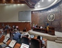 El dictamen se aprobó con 27 votos a favor de las fracciones de Movimiento Ciudadano, PAN, PRI, Hagamos y Partido Verde. En contra siete legisladores de Morena y la abstención de la diputada de Futuro. EL INFORMADOR/R. Rivas