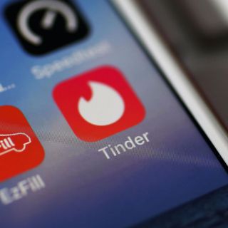 Tinder: Crean App de ligue para que trabajadores encuentren pareja