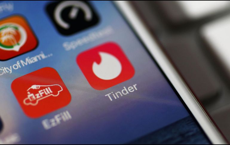 De acuerdo con las estadísticas, Tinder es de las apliaciones de ligue más utilizadas por los usuarios. AP/ARCHIVO