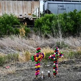 "Lo agarraría a cachetadas", dice la madre del chófer del tráiler de Texas