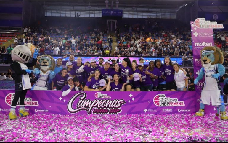 La fanaticada celebró esta gran fiesta en la Arena Astros. CORTESÍA/ASTROS FEMENIL