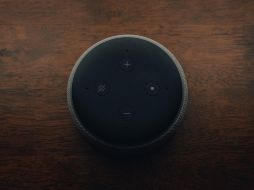 Alexa de Amazon fue lanzada en 2014. ESPECIAL / Foto de Mark Farías en Unsplash