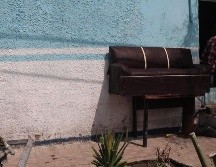 Bomberos de Guadalajara detallaron que, hasta el momento, son tres domicilios afectados en la zona, entre ellos dos casas habitación y una empresa. EL INFORMADOR / A. Navarro