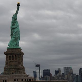 López Obrador propone desmontar Estatua de la Libertad en NY