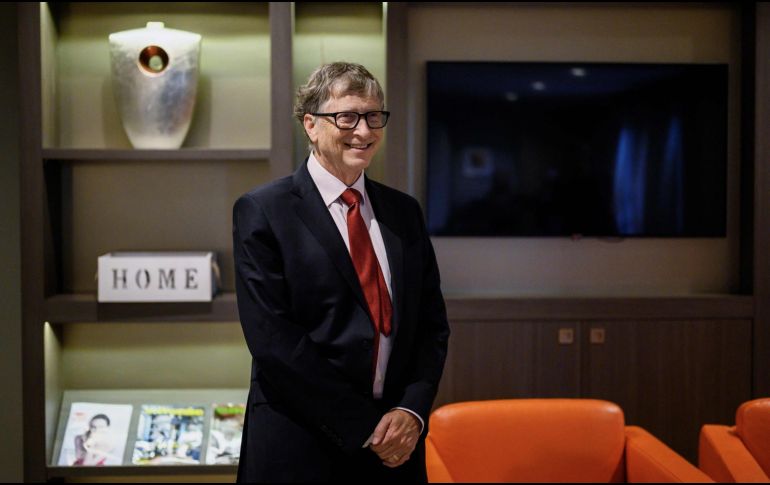 Haciendo retroceder a sus seguidores en el tiempo, Bill Gates compartió su currículum de hace 48 años. AFP/ARCHIVO