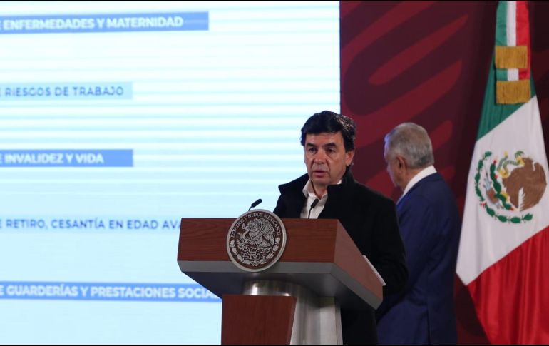 Jesús Ramírez señaló que solo 471 han logrado cubrir los requisitos y el Comité de periodistas ha registrado a 386 como aprobados. SUN / C. Mejía