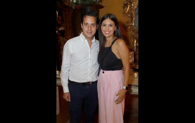 Esteban Espinosa y Andrea Gutiérrez. GENTE BIEN JALISCO/Claudio Jimeno