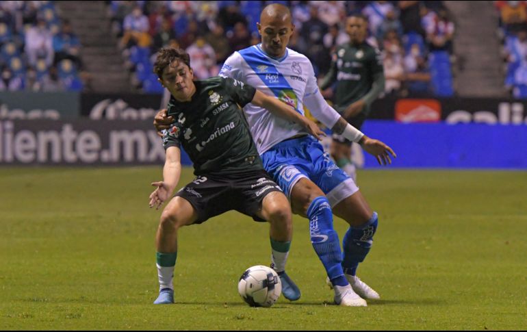 EEl juego Puebla vs Santos podrá ser visto en televisión abierta y restringida. IMAGO7