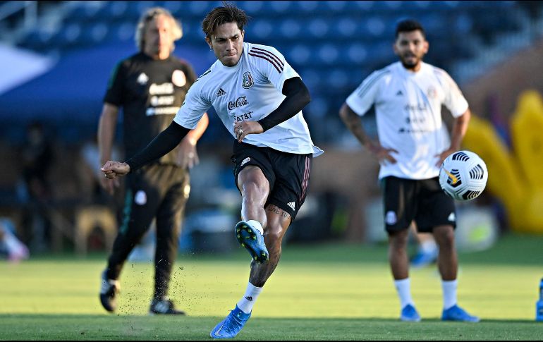 Carlos Salcedo dejaría Toronto para llegar a la Liga MX. IMAGO7 / ARCHIVO