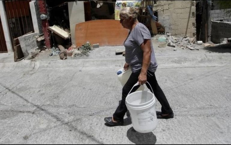 Se esta incurriendo un delito, al hacer uso inadecuado del agua, debido a la escasez creciente en Nuevo León. EL INFORMADOR/ Archivo