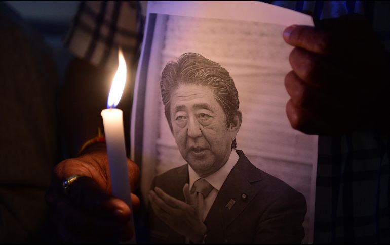 Según la policía, el sospechoso dijo sentir rencor contra una organización con la que creía que el ex primer ministro Shinzo Abe tenía una conexión. AFP / S. Panthaky