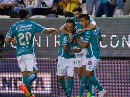 León vino de atrás pese a jugar con diez jugadores. IMAGO7