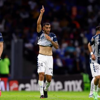 Los Tuzos vencen a la Máquina en el Azteca