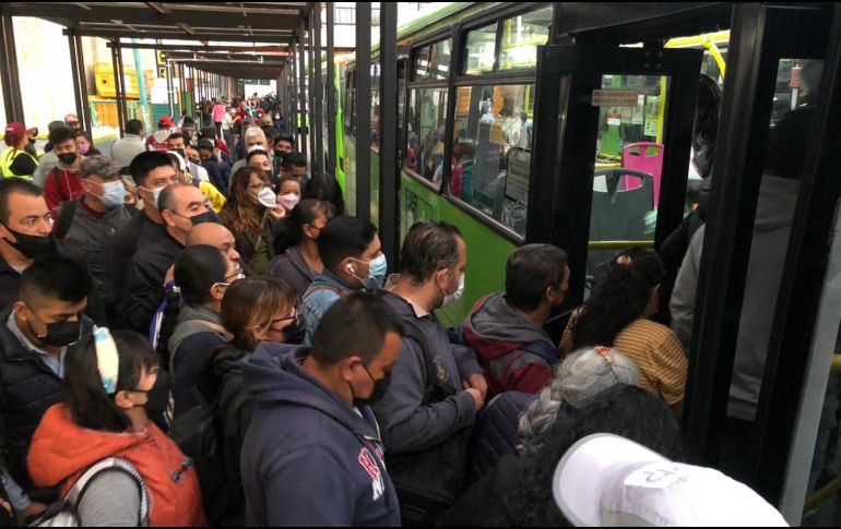 Metro CDMX: Claudia Sheinbaum supervisa transporte por cierre parcial de L1