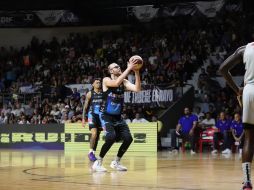 Desde 2019 la LNBP permite a los equipos un máximo de cuatro plazas para jugadores extranjeros y comienza ahí una lucha de los mexicanos por hacerse de un lugar en sus equipos. ESPECIAL