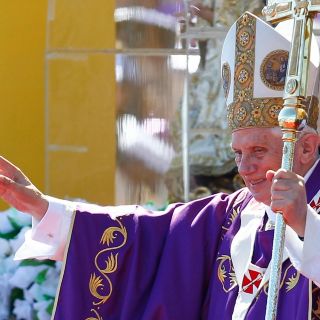 Reportan muerte del papa emérito Benedicto XVI