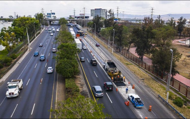 Los trabajos se desarrollarán carril por carril “para que en todo momento se tengan disponibles para el flujo vehicular, dos carriles de circulación”. ESPECIAL / SCT