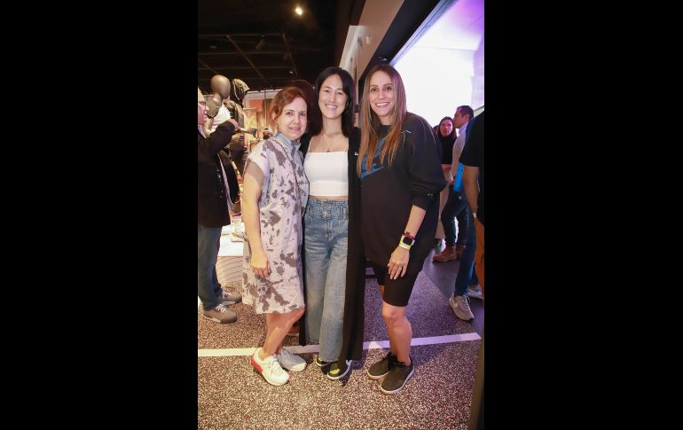 Marizza Bastón, Yumi Toshishige y Nidia Assad. GENTE BIEN JALISCO/ Tony Martínez