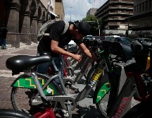 Casi la mitad de los viajes son realizados por personas de entre 25 y 34 años. EL INFORMADOR/ ARCHIVO