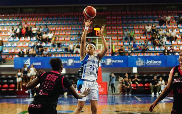 Astros falló nueve de 19 tiros libres, mientras que de larga distancia sólo encestaron 10 de 19 intentos de triple. ESPECIAL