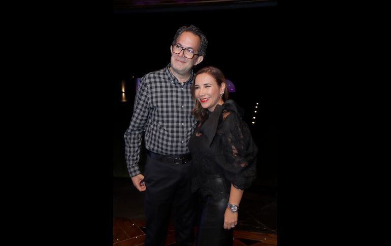 Ricardo Romero y Gaby Padilla. GENTE BIEN JALISCO/Claudio Jimeno