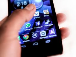 Gracias a la nueva actualización que llegaría a WhatsApp, se podrán compartir audios en los estados de la aplicación. EL INFORMADOR / ARCHIVO