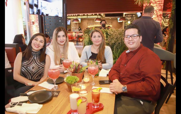 Miroslava Alfaro, Fernanda Rivas, Patricia Aguilar y Luis Figueroa. GENTE BIEN JALISCO/Antonio Martínez
