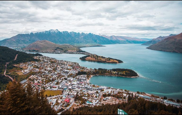 Queenstown, Nueva Zelanda. ESPECIAL/Photo by Michael Amadeus on Unsplash.