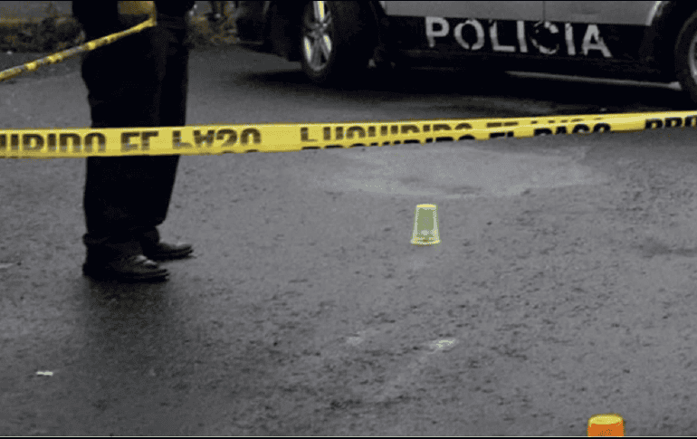 Unos hombres armados le cerraron el paso a la víctima en el camino al poblado La Huerta y le dispararon en varias ocasiones hasta privarla de la vida a ella y su mascota. SUN