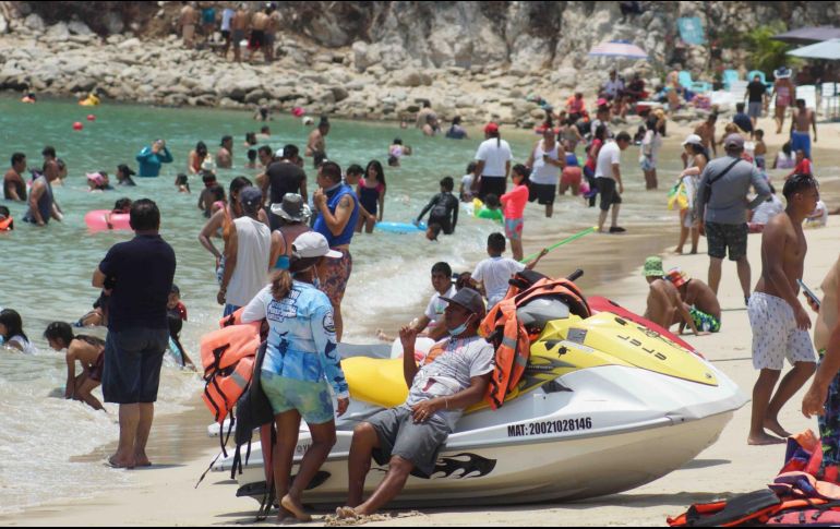 Cada día se vuelve más difícil para los mexicanos poder vacacionar. SUN/ARCHIVO