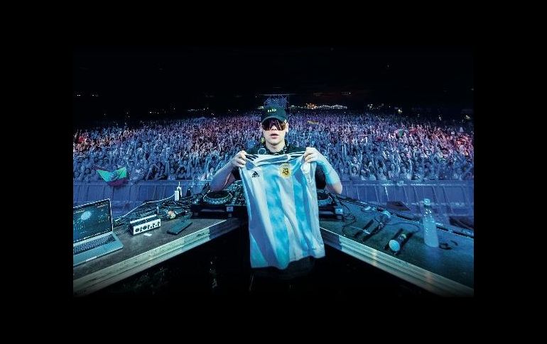 Bizarrap estrenó este pasado jueves 7 de julio su ‘Music Sessions #52’, sencillo en el que cuenta con la voz del español Quevedo. Cortesía / Daleplay Records