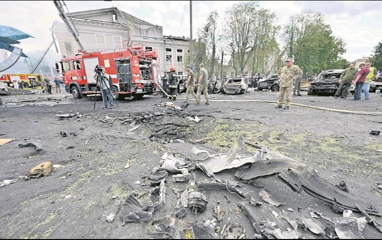 El ataque a la comunidad de Vinnytsia dejó al menos 23 víctimas mortales; Ucrania considera que fue un crimen de guerra. AFP