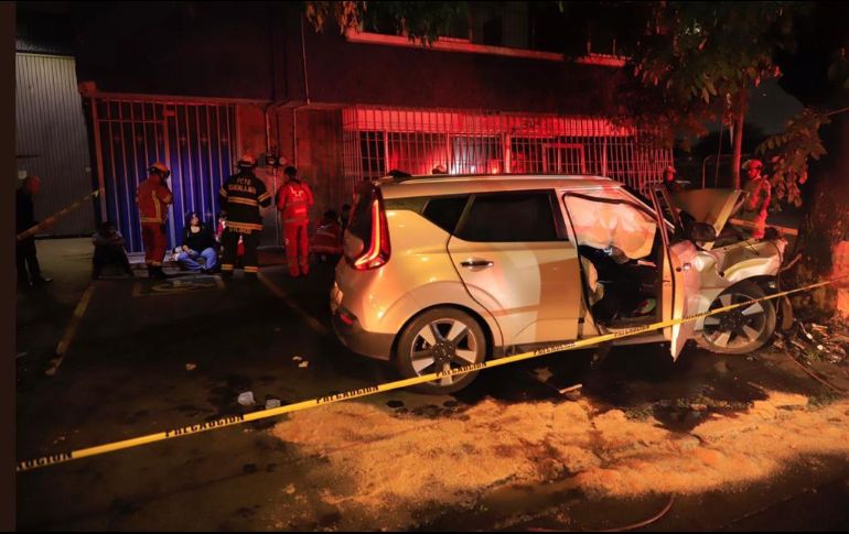 Personal del Servicio Médico Forense realizó los trabajos para el levantamiento del cuerpo. ESPECIAL