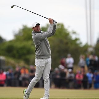 Hovland y McIlroy lideran en St. Andrews
