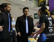 El coach del equipo tapatío, Jonathan Villegas afirma que Astros femenil no tira la toalla y lucharán por lograr la hazaña. ESPECIAL /